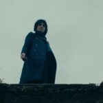 Camélia Jordana Instagram - Ce film est à vous. Il a une place rare dans mon court chemin cinématographique. Il m’a fait rencontrer de nouveaux membres de ma famille, il m’a fait dire des choses que je ne pouvais exprimer ailleurs, sous d’autres formes. Malika et ses proches traversent cette période du deuil dans la dignité, ce grâce au combat qu’ils mènent pour la justice et la vérité. " - La vérité, ça se travaille - La colère, c’est noble ". Avec ce casting fou, @fiansolevrai @soniafaidi_ @makitasamba @samguesmi @louisecoldefy @lamine.yk @hammougraiapage @larrysogoodnolove de vrais partenaires, de vie, de jeu, de travail et de traversée commune. 🫶🏻🫶🏻🫶🏻 Merci Mehdi pour ta confiance, merci pour Malika, pour son histoire, celle de Karim, Driss, Nour, Mohamed, Adel, Reda, Nadia, Slimane, Maître Archi, Estelle, Lamine, et tous les autres… Merci de les avoir déposés precisiement dans nos mains et sur nos épaules. Immense pensée pour toute l’équipe du film qui est allée le chercher de toute sa force et de tout son cœur. Ce récit est important, parce que les vies de ces personnes le sont. Mais aussi, parce que c’est la première fois qu’il prend vie sous forme d’objet filmique. Merci aussi pour ça. J’ai enfin une immense pensée pour toutes les victimes de violence policière, pour toutes les familles, les comités, les militant.e.s. 🕯🌹 Allez voir ce film, parlez-en, s’il vous plaît, faites-le tout aussi grand que l’amour et la conviction qu’on y a mis 🥹🕯🫶🏻