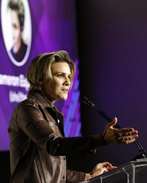 Cameron Esposito Instagram - 🗣️👀