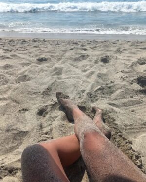 Camila Selser Instagram - Iniciando un nuevo ciclo 💙🌊
(Y vale la redundancia)