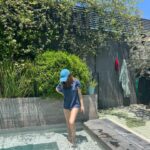 Camila Hirane Instagram - domingo 🧢🐇