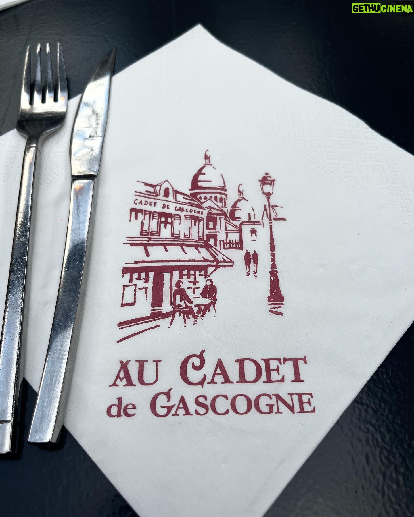 Camila Raznovich Instagram - Bites of Paris… #paris #springisintheair🌸 #april2024