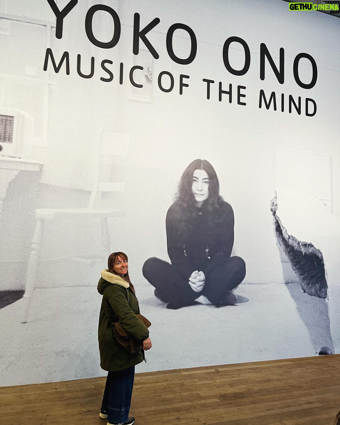 Camila Raznovich Instagram - Now at the Tate … #yokoono #tategallery #london #traveliingwithkids