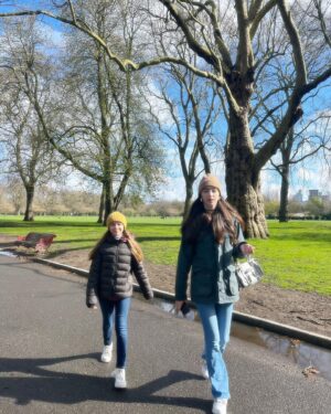 Camila Raznovich Instagram - Down memory lane, in London 30 years later…. #london  #travellingwithkids #2024 #backinthecity #violaesole❤️