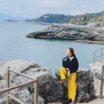 Camila Raznovich Instagram - Shooting #borgodeiborghi2024 #tvshow #tellaro #lerici