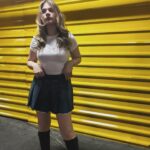 Camila Rivas Instagram - No te compares, que brillas bien bonito. ✨🩷🌺#bershkastyle #photooftheday #instagood @karen_kepem