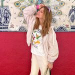 Camila Rivas Instagram - A tu ritmo, pero con toda el Alma. ✨🌈 Todo mi ootd es de @bershka 🤍 #bershkastyle ✨ #outfitoftheday #photography