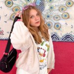 Camila Rivas Instagram - A tu ritmo, pero con toda el Alma. ✨🌈 Todo mi ootd es de @bershka 🤍 #bershkastyle ✨ #outfitoftheday #photography