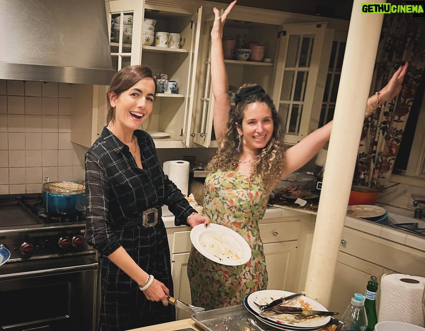 Camilla Belle Instagram - Thanksgiving 2023 🧡 Grateful for the love, health, laughter, family, friendships, and delicious food 🧡