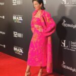 Camilla Belle Instagram - Foi uma honra e alegria co-host a abertura do @hbrfilmfest com @reynaldogianecchini, e poder celebrar o cinema Brasileiro!! Até rolou um forro com @bandafalamansa🎉🇧🇷🥂 It was an honor co-hosting opening night of the Hollywood Brazilian Film Festival and celebrating Brazilian Cinema!!