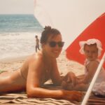 Camilla Belle Instagram - Minha Mãezinha !!!! Hoje é o seu dia !!!!! E é um grande aniversário também !!! 😜Você é a mulher mais forte, cuidadora, fiel, linda, honesta, e guerreira que já conheci. Você é MUITO amada e vamos celebrar esse novo ciclo de vida em estilo!! Parabéns para vocceee!!!! Te amo!!!! 💕 🌷🌻🌼🌸🪻🥂🎁🎂💕 Happy (very big number) Birthday to my beautiful, strong, caring, loyal, most incredible Momma. I am so so lucky to be your daughter. I love you !!!!!