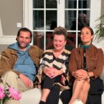 Camilla Läckberg Instagram - Vet inte var min text tog vägen när jag la ut… så nytt försök: Kom efter lång resa igår fram till vackra Hossegor utanför Biarritz. Franska Fjällbackaserien spelas in här (swipa) och det var enormt emotionellt se den stora produktionen och få träffa ”Erica” @juliedebona och ”Patrik” @gregory_fitoussi . Det är Isprinsessan, Predikanten och Stenhuggaren som nu blir serie och igår spelade vi in i ”Alexandras” hus. Jag och @liliassefa blir kvar här till torsdag för följa inspelningen samt göra press. ❤️ #Fjällbackaserien