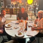 Camilla Läckberg Instagram - Mysigt firande av @simonskold . Lunch hemma med barnen och svärmor och sen middag på FANTASTISKA @aloerestaurant med @miatornblom och @michaeltornblom ❤️ (Swipa)