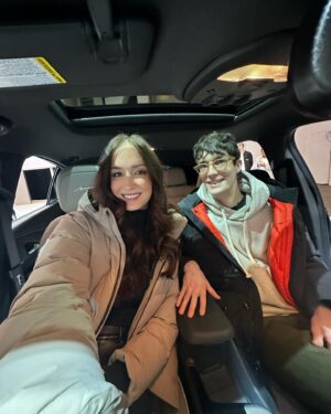 Camille Dufresne Instagram - La vie depuis que je ne suis plus malade 😎