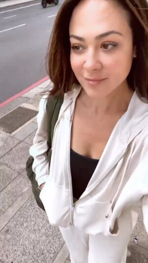 Camille Guaty Instagram - Fave outfit lately… I never want to take it off🤍 @tomvlac @oysho 

#classystreetwear #dailyoutfitinspo #outfitinspo #outfitcheck #outfits #streetstyle #London #coffeerun