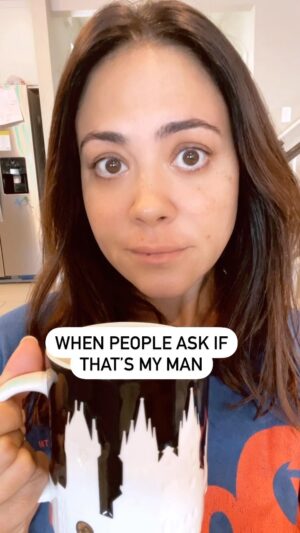 Camille Guaty Instagram - I love my husband…thank you for giving me gold!!

#reels #reelscomedy #husbands #dadjokes #reelsvideo #husbandsandwives
