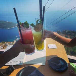 Camille Anderson Instagram - Making core memories in Dubrovnik, Croatia 🇭🇷 I’ve learned that I have a thing for castles 🏰 Loving the architecture, the cable car to the mountain top ended with a beautiful view, and Brooklyn found her dream market 🍭 #croatia #dubrovnik