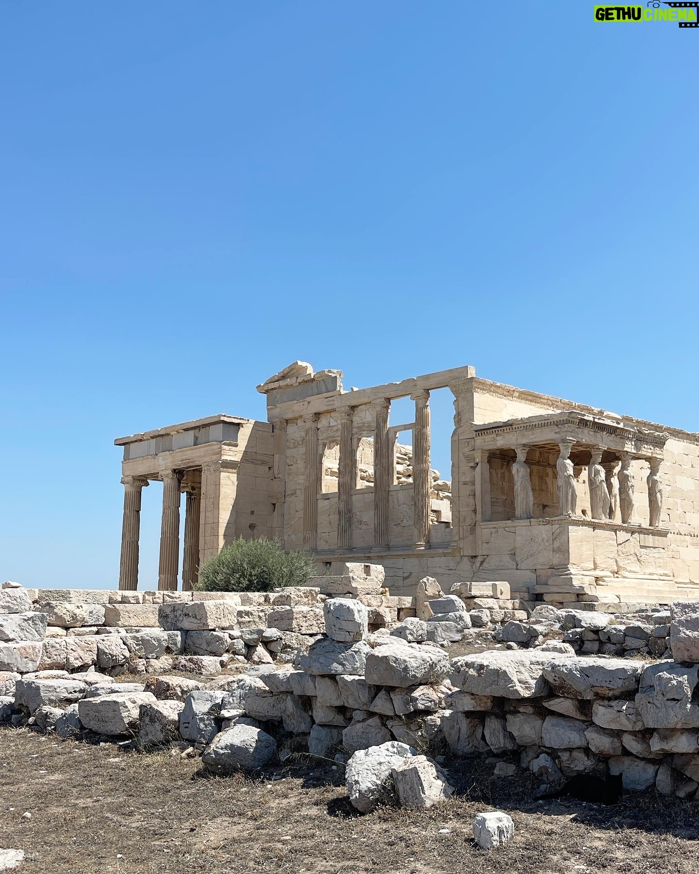 Camille Anderson Instagram - Acropolis Barbies! 👱🏻♀️👧🏻 Athens was a beautiful experience… culturally rich, loved seeing Acropolis, walking through the city streets, and enjoying the views from our hotel rooftop. The video on the last slide gives a great perspective. 🏛️Have you been? I’d love to hear your thoughts! ⬇️ Last stop Paris! …. #athens #greece🇬🇷 #acropolis #happy13thmonth_fu
