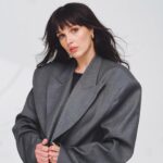 Camille Lou Instagram - It’s time for change! Au revoir le brun, à la prochaine. C’était sympa ! 👩🏻 Hair @felix_pgt 🫶🏻 Makup @helenelefevremakeuppro 🌞 Alors, je fais quoi ? Quelle couleur m’attend pour le prochain film selon vous ?