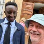Camille Lou Instagram - Clap de fin pour Lou 🎬 C’était « Notre tout petit petit mariage » by le seul l’unique @fredericquiring ☀️ Comme vous pourrez le constater, j’ai laissé mon téléphone traîner trop souvent 😂 Merci Cyril pour le reportage photo. Merci à toute cette équipe, aussi folle d’amour que son réalisateur @fredericquiring et son producteur @abecassis2022 💕 Merci a eux, merci UGC, merci TF1 studio, merci à tous les collègues. On est fatigués mais qu’est ce qu’on a ri ! RIP le scoot, RIP nos nez, et vive le pollen ! Ps: Non vous ne verrez pas la robe de mariée.