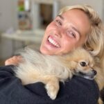 Camille Lou Instagram – Tonight, you will chialer bcp avec les deux derniers épisodes des Combattantes sur @tf1 🫶🏻
Mais pour vous mettre un peu de baume au cœur, j’ai glissé deux trois bêtises, y’a qu’à swiper vers la gauche 💕
Merci à toute l’équipe et au maestro @alexandrelaurent 🔥