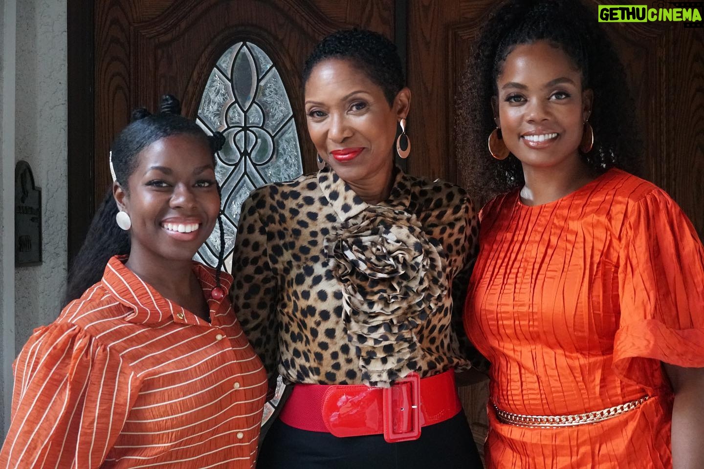 Camille Winbush Instagram - Now that all my Thanksgiving leftovers have been eaten, have y’all seen @holidayhideawaymovie yet? What did you think?! If you haven’t, you’ve still got time. Streaming now on @betplus #holidayhideaway #christmas
