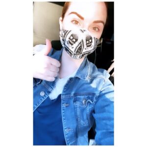 Camryn Grimes Instagram - 1.) a picture of me wearing a mask
2.) a picture of me wearing a mask like the one everyone should be wearing outside of your home, all the time. Please wear one, it’s the kind thing to do. ✌🏻