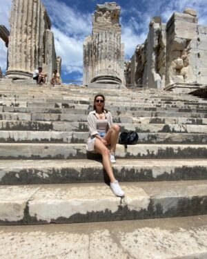 Canan Maktal Instagram - Antik çağın en iyi korunmuş tapınakları arasında yer alan
Helenistik dönemin kehanet merkezi #didymaapollontapınağı 🌬️