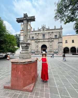 Candace Nelson Instagram - Cheers to (finally) taking time off 🥂

Charles took me to Mexico City to celebrate my birthday and I was blown away by its incredible taquerias, cantinas, markets, art museums, cathedrals, lush parks and walkable boulevards. 

As an entrepreneur and mom, it can be challenging to take a “true” vacation but whenever I can step away from my daily grind I always feel so much more inspired when I return. 

To all my entrepreneurs and people with big aspirations - when’s the last time you took some time off? 

Ps : I will post some specific CDMX recommendations on my stories soon!