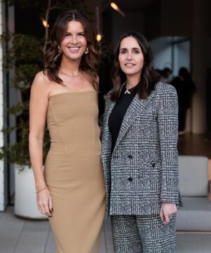Candace Nelson Instagram - 🥂Loved kicking off @friezeofficial by celebrating my fabulous friend @sarastorydesign and her stunning new book The Art of Home.

Sara is an @archdigest 100 designer known for her impeccable style, passion for collecting, globetrotting adventures, and the most magical, infectious laugh. ✨ 

Thank you to everyone who came out to support!

Here's to many more adventures and lots of laughter, Sara! 🌍💖 

dress @anothertomorrow @bpcm 
styling @ofthemomnt 
hair @andrewzepeda 
makeup @jamiekeller
bites @thecleanpalette 
treats @sprinklescupcakes 
cocktails @lalospirits @mixbydanielle 
📷 @mikmilman