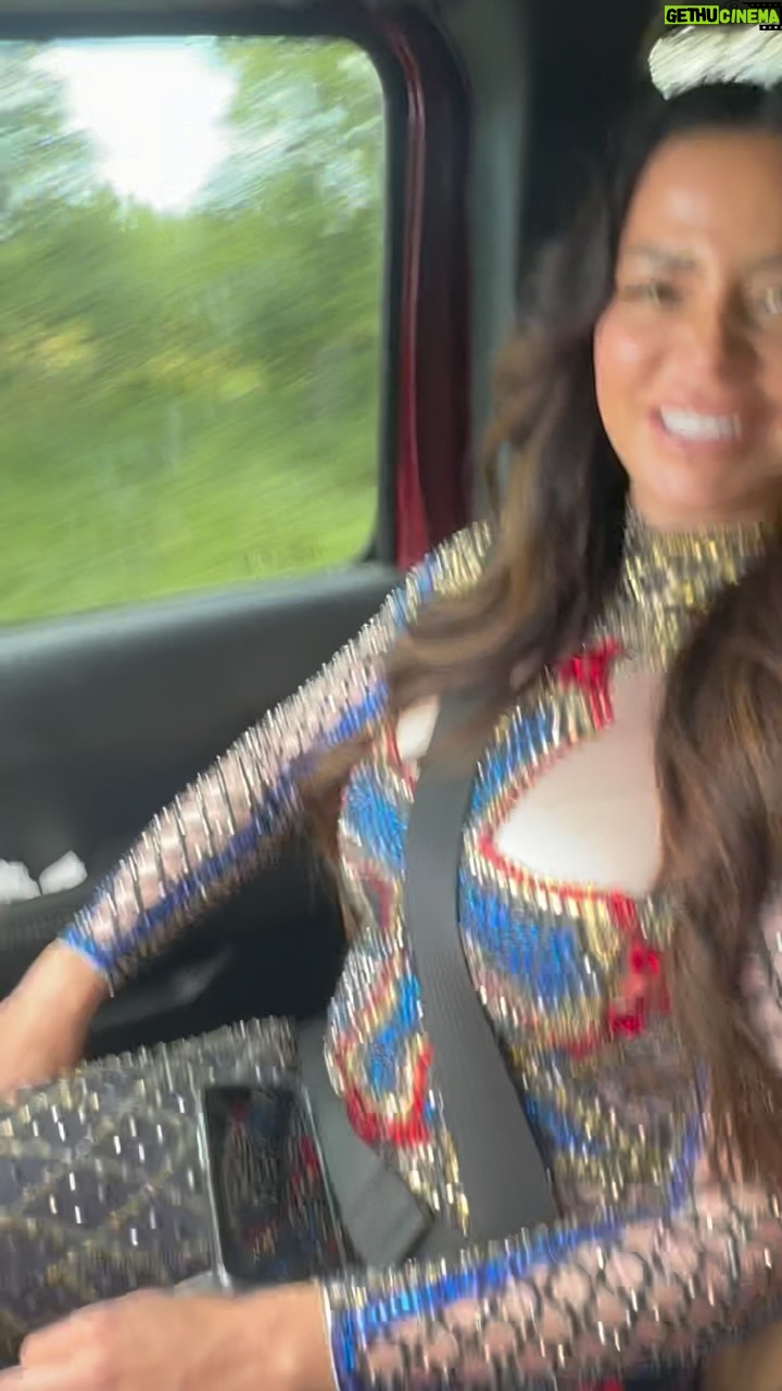 Candice Michelle Instagram - Do you dress up for your Sunday drives? Yes or no?