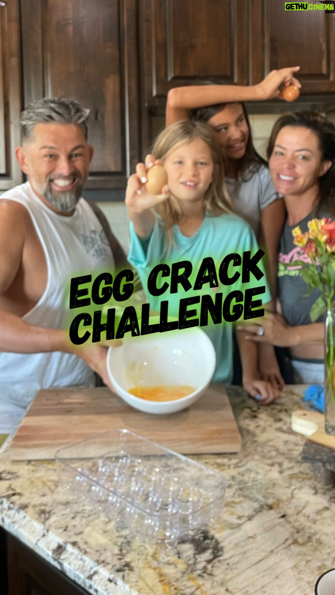 Candice Michelle - 2.9K Likes - #eggcrackchallenge accepted! The #ehrlichgirlz weren’t amused! 😂 #alohavon #ryumigrace egg crack challenge