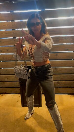Candice Michelle Instagram - Caption this!