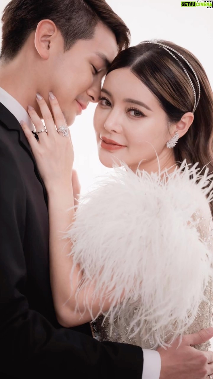 Candy Ice - 715 Likes - 我们漂亮的结婚照 @precious_wedding
华丽高贵的珠宝 @tomeiofficial
