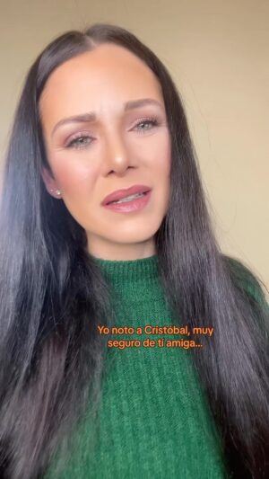 Candy Montesinos Instagram - Conversación entre hombres Vs Conversación entre mujeres! Créditos: @crisblancofdz #acting #actuación #actriz #retodeactuación #actúaconcandy  #candymontesinos #actrizvenezolana #netflixenespañol  #actuaresnoactuar #toactisnottoact #pov