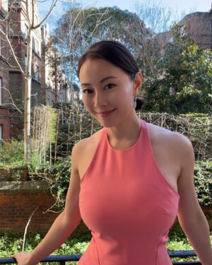 Candy Yuen Instagram - Happy Easter everyone 🐣✨✨ Finally have some sunshine and warmer weather at home #easter #spring #springtime #sun #kensington #london #londonlife