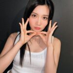 Candy Wong Ka Ching Instagram - 🎁🎁🎁 SPEAK LOVE DV is released ‼️ energy-saving mode 🔚😬 @avissum 你好似幫我上鏈咁🤣