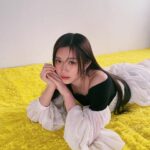 Candy Wong Ka Ching Instagram - Sept🍂🔖🛎️🐰💛~ . . . Last pic inspired by @_marifemarife_😬