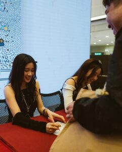 Candy Wong Ka Ching Instagram - 12/1/2024 2年了 希望我地有更多2年 希望每年都有大家陪我地過 希望…（第三個願望收起心🤍） 多謝每一個全方位back up Collar 嘅人 台前幕黎後AM梳化服🫶🏻 仲有COLLAR 繼續互相扶持🫂❤️ (感性到好害羞 閃！）