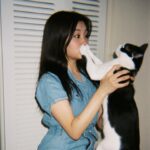 Candy Wong Ka Ching Instagram - Swipe for more ➡️🎞️ 1.🍋🍋🍋 2.來探班安慰我心靈的芯駖♥️ 我地係唔係有夾過表情😗 @lisumlingg 3.經理人於邪Mall煞科日變異實況 4-7: 兩位主子的日常🙂💥🧨 @miu_miu0306 細佬蝦你唔緊要 媽咪po多張你單頭 乖♥️