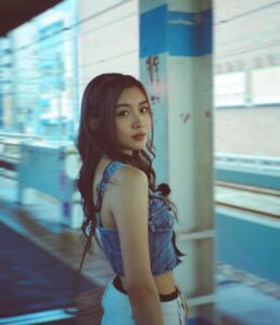 Candy Wong Ka Ching Instagram - Random update~%*🗓️—黑髮前後💇🏻‍♀️ Pic 1&2 : @_marifemarife_