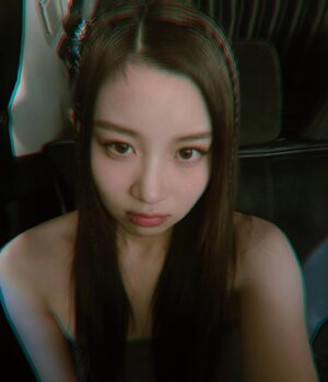 Candy Wong Ka Ching Instagram - Random update~%*🗓️—黑髮前後💇🏻‍♀️
 
Pic 1&2 : @_marifemarife_