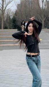 Actress Cao Lu HD Instagram Photos and Wallpapers April 2024