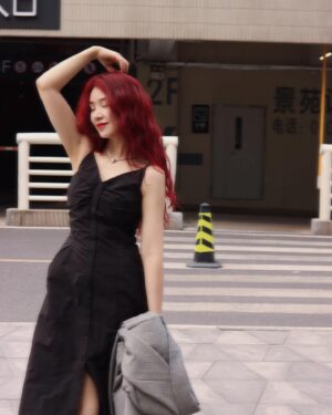 Cao Lu Instagram - 빨깡머리애❤️#차오루