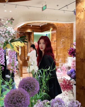 Cao Lu Instagram - 빨깐머리ㅋㅋ #차오루
