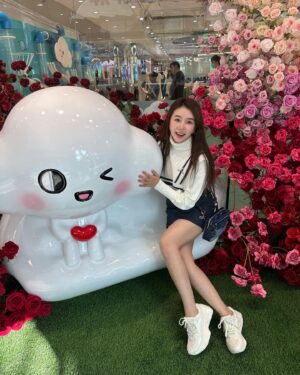 Cao Lu Instagram - 😜#차오루 #봄