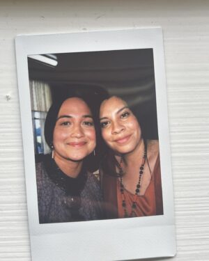 Cara Jade Myers Instagram - Anna, thank you so much for allowing me to be a part of this amazing journey and giving me the incredible honor of telling your story. ♥️♥️♥️ Our story from day 1 to Oscar’s 2024. 
I love you. 
Thank you to the @osagenation for being so incredibly kind, welcoming, and brave. Your story is so very important. 

Photo 1: Anna Brown jacket painted by Kiowa Artist Nicole Hatfield, with me outside the Oscar’s. 
Photo 2: They Kyle sisters. 
Photo 3: my first day in Pawhuska, OK. Osage Nation. 
Photo 4: the beautiful sisters @ruthshaw2906 & @toeshoes4ever giving me a blanket wearing tutorial. 
Photo 5: Me as Anna Brown 
Photo 6: @lilygladstone & I on set. 
Photo 7: Me as Ms. Anna
Photo 8:  The sisters @janaedawnnn & @_jilliandion 
Photo 9: photo taken by @redcorn in Pawhuska, OK summer 2021
Photo 10:  KOTFM premier week @chinesetheatres 2023.