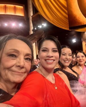 Cara Jade Myers Instagram - My final wrap up post for Awards Season 2024! 
Thank you to everyone who was a part of this memorable journey!! ♥️♥️♥️

Dog in Tux: Gizmo 🥹😘♥️♥️
