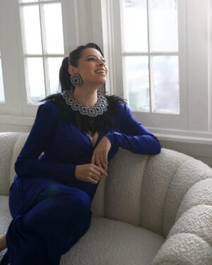 Cara Jade Myers Instagram - Thank you so much @giorgioarmani for the beautiful dress and celebrating the absolutely kind, generous, hilarious, and positively adorable @martinscorsese_ 💙💙💙

And a HUGE thank you to @helenorodesigns for the STUNNING beaded & feather jewelry set!! It was jaw droppingly gorgeous and it was an honor to wear it!! 

Dress: @giorgioarmani 
Jewelry: @helenorodesigns 
Hair: @andrewdylanhair 
Makeup: @kateglanfield 
Nails: @nailsbyemikudo 
PR: @personapr 
Location: @highheelprncess 🙏🏼🙏🏼🙏🏼
BTS: @laronimo