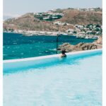 Cariba Heine Instagram - These shots are probably not a good representation of this island (there's a hint for you). We partied, met more A people, ate some stellar food and now I'm sleeping forever. Also what has Instagram done to the post dimensions 🤦🏼‍♀️ honestly, this app. I'll update tomorrow with the location 🤍