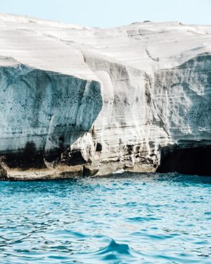 Cariba Heine Instagram - Milos, Milos, Milos. The geology, the water, the gyros. Mm-mm-mm.